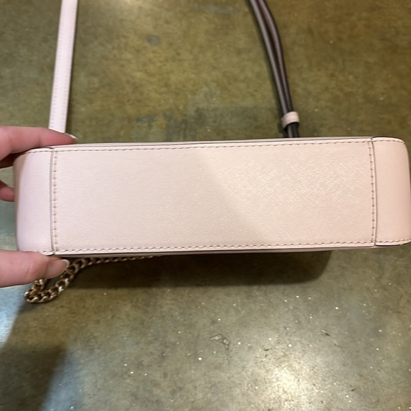 Michael Kors Jet Set Medium Saffiano Leather Crossbody Bag - Picture 9 of 10